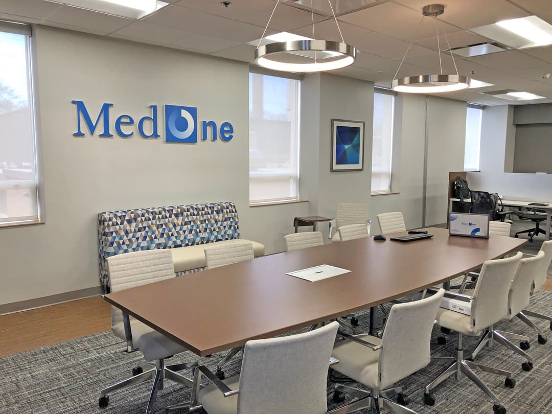 MedOne Sign and Room